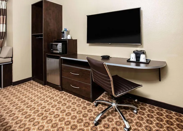 Microtel Inn And Suites Pecos