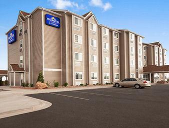 Hotel Microtel And