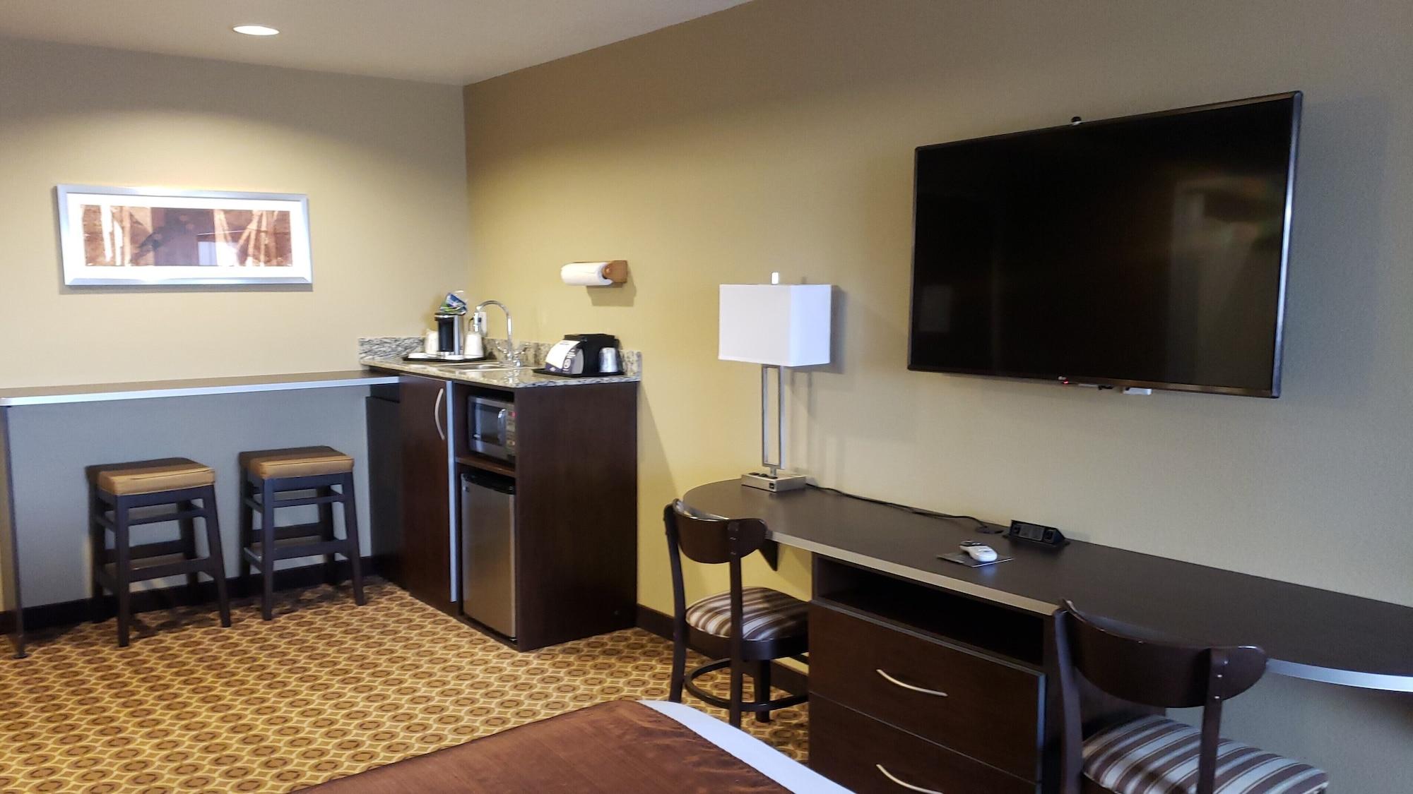 Microtel And Hotel 3*