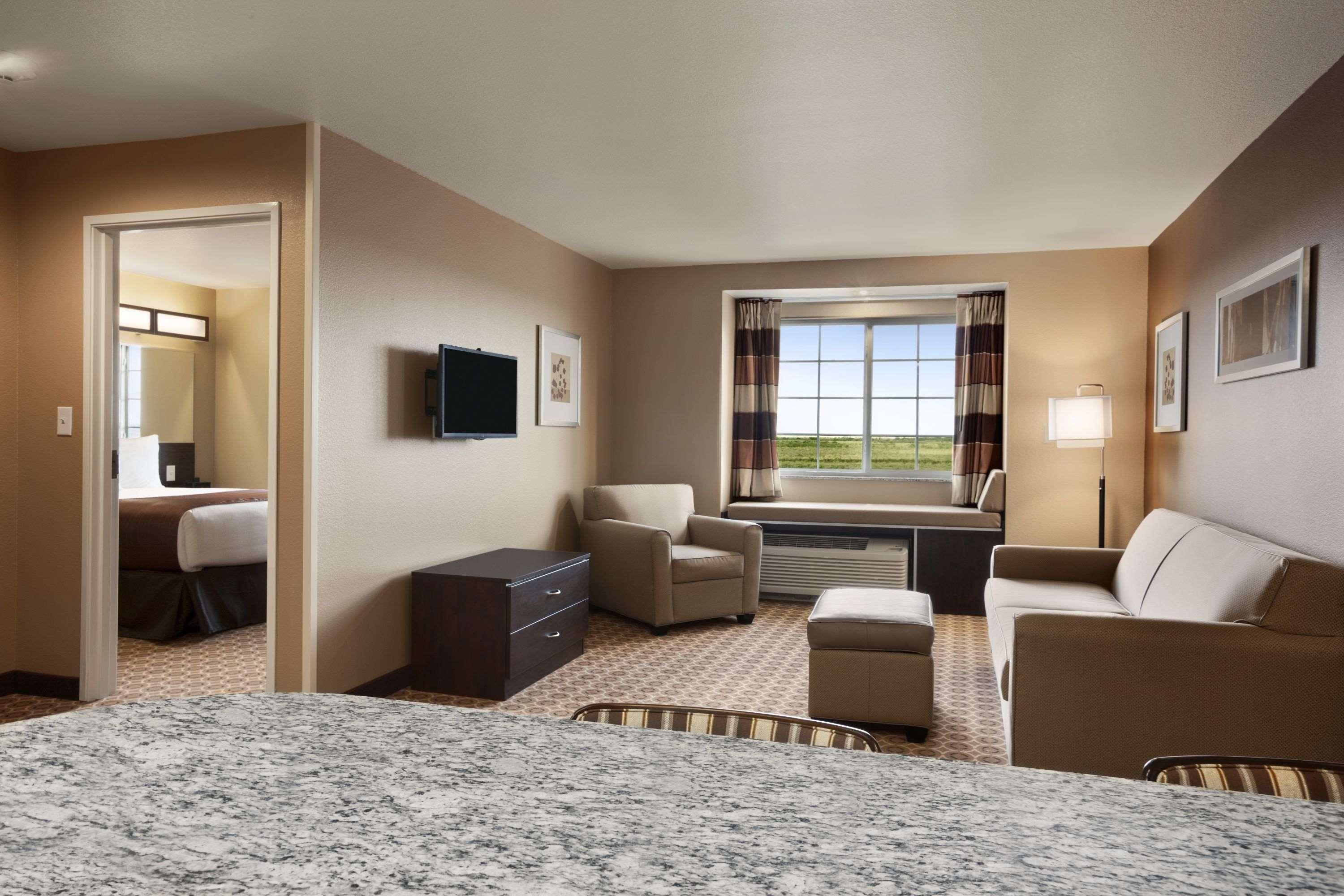 Microtel And Hotel 3*