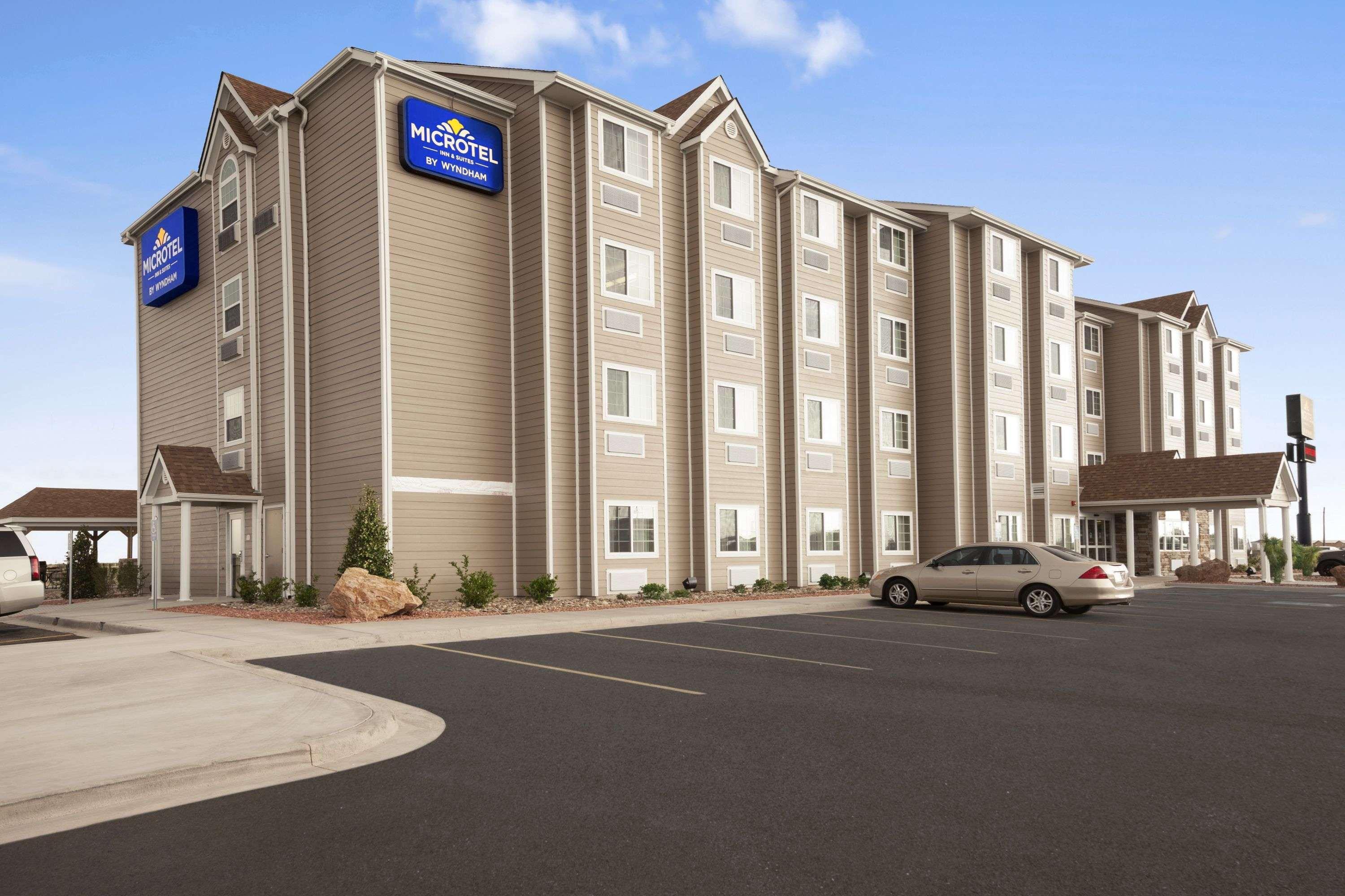 Microtel And 3*