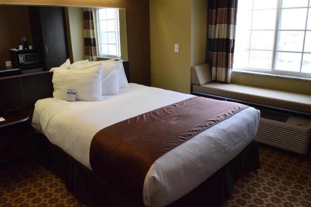 Microtel And Hotel 3*