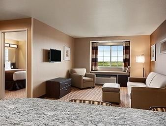 Microtel And 3* Pecos